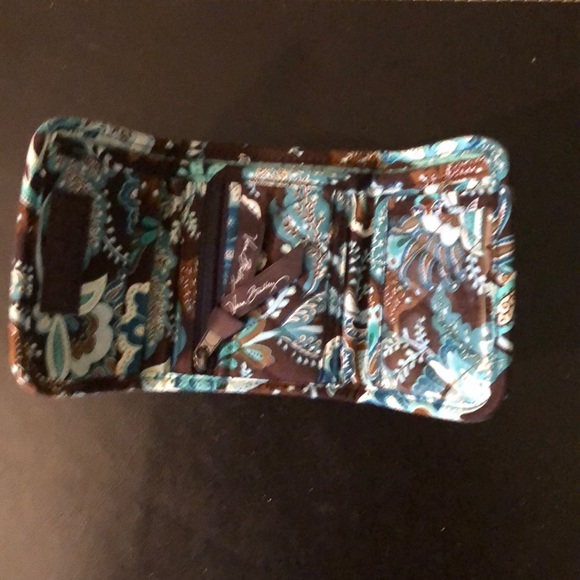 Vera Bradley wallet - Picture 2 of 2